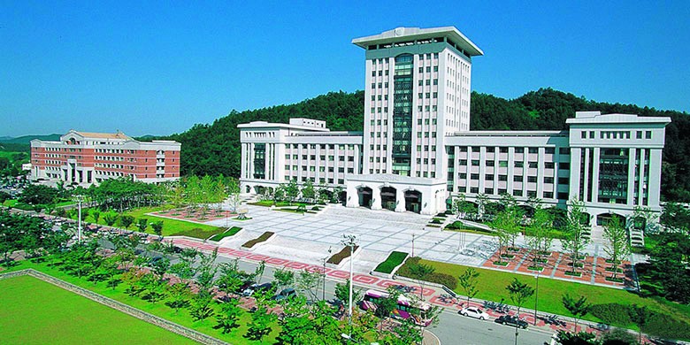 Сон Мун Університет