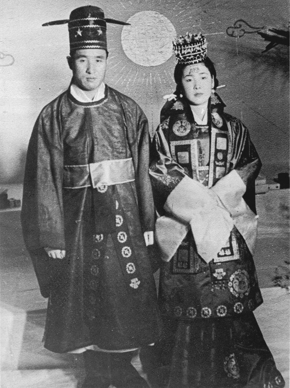 11 квітня 1960 року доктор Мун одружився з пані Хан Хак Джа